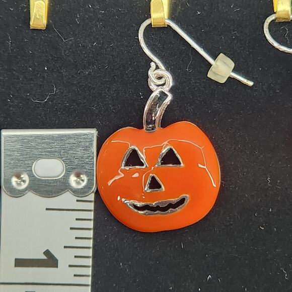 Jack-O-Lantern drop dangle Halloween Earrings Pumpkin Enamel hook - Picture 5 of 7